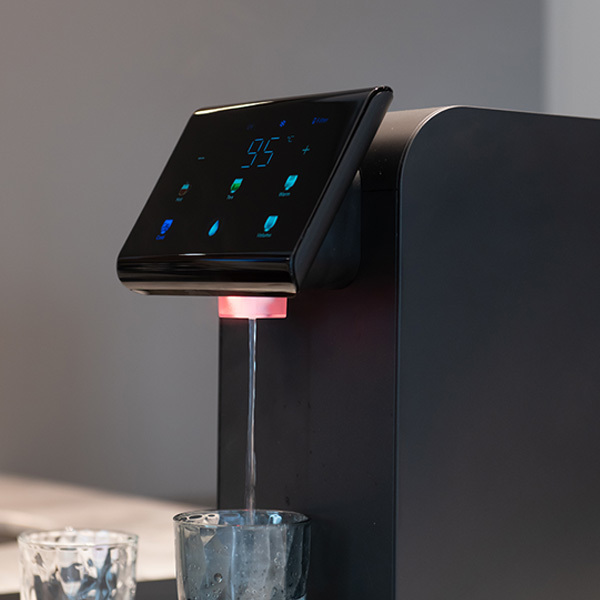 Tankless Instant Hot and Cold Water Purifier Household Water Filter Water Dispenser with UV