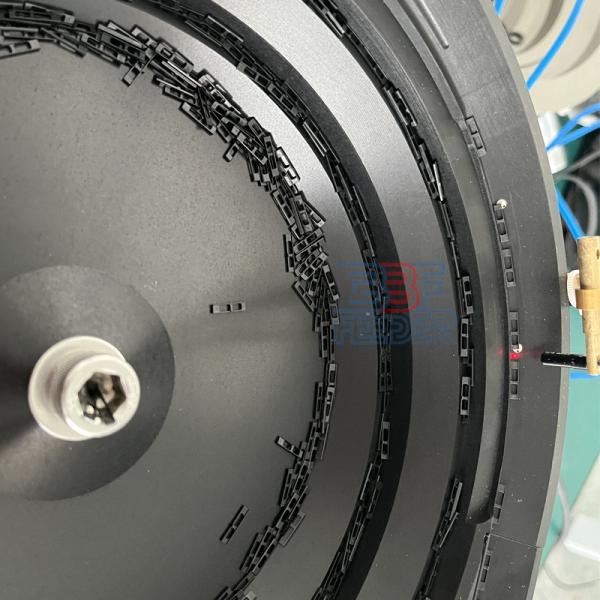 OEM Болочная подача бегство Пластиковые электронные части вибрационная боковая машина