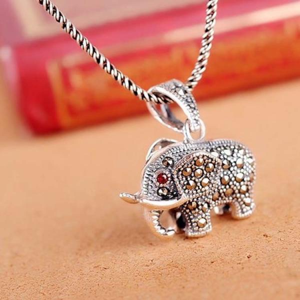 Thai 925 Silver Pave Marcasite Elephant  Pendant Necklace (N11062)