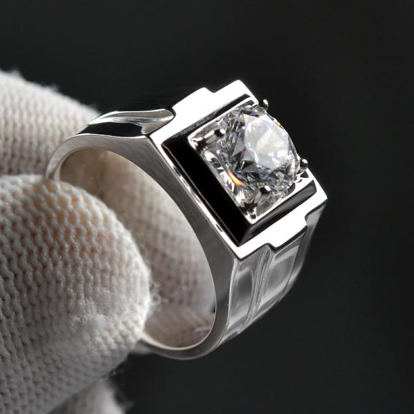 EX Cut Grade 18K White Gold Moissanite Ring 1 Carat Weight For Man XN372