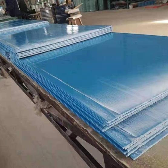 Paneles de FRP de composición lisa con alta estabilidad dimensional Paneles de FRP de color plano