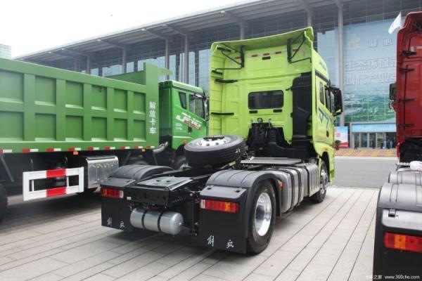 Boutique Used Truck Head FAW Jiefang J7 Heavy Truck 560HP 4X2 Tractor Truck 's Choice