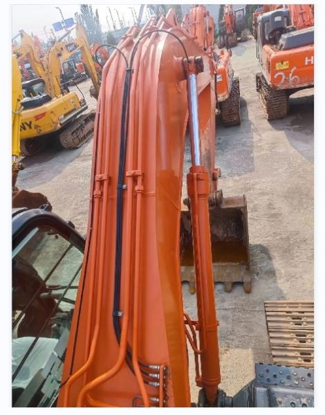 24300kg Weight Used Small Excavator HITACHI ZX240 with 1.4m3 Capacity