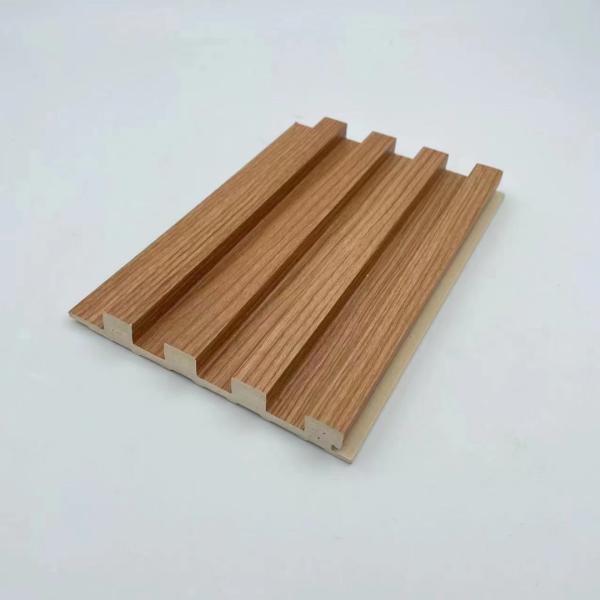 Panel de pared de madera aislada en 3D de WPC Superficie cepillada para decoración interior interior