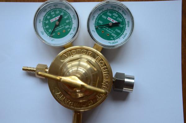 Blue Oxygen Industrial Gas Regulator Air Pressure O2 Cylinder Regulator