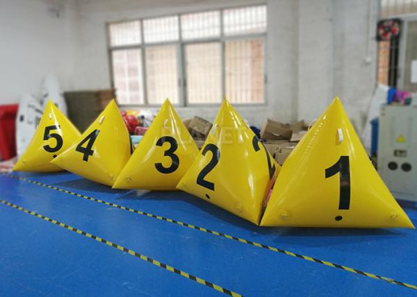 Anunciando o amarelo inflável impermeável da boia do marcador colora 2 anos de garantia