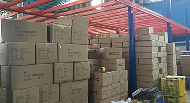 2017 new design coffee accessory colorful stainless steel milk jug milk pitcher