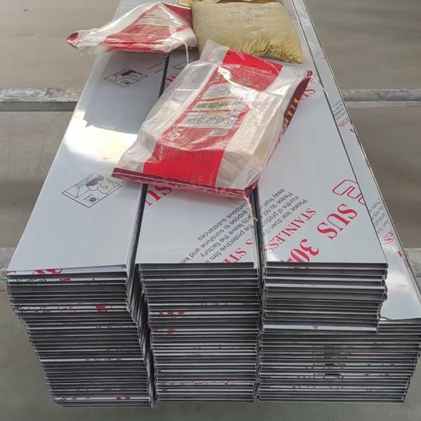 Aluminium Alloy Slot-Type Cable Tray 50mm x 25mm Galvanized