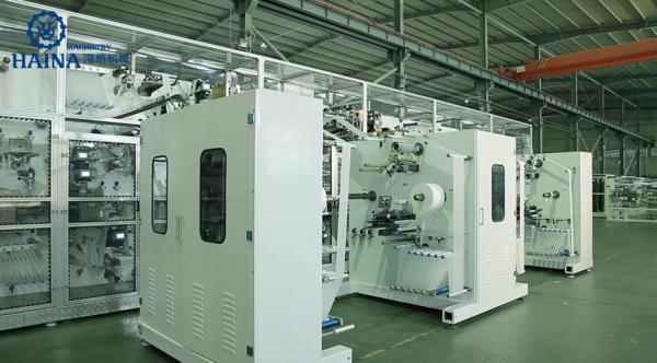 Full Servo Driven T Shape Diaper Manufacturing Machine ISO9001 Certified