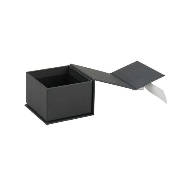 Custom Logo UV Coating Cardboard Flip Ring Earring Packaging Box with Ribbon Design