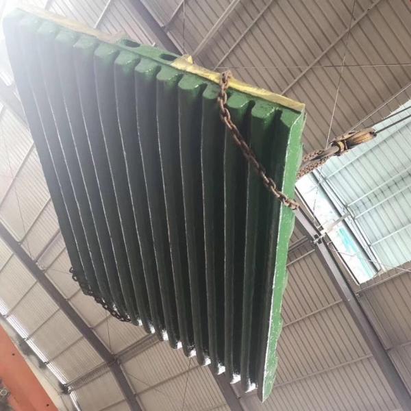 Mn13Cr2 Jaw Crusher Liner Plate Jaw Plate Mining Machine Spare Parts