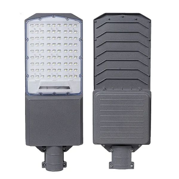 Intelligent Solar LED Street Light 60W/100W with 5054 LED Chips and 3.2V Battery for Outdoor Lighting