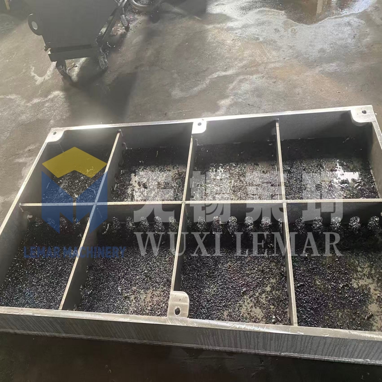 D28 Heavy Dduty Welding Table with Built-in Clamping Grid and Angle Guides