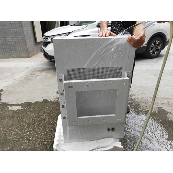 32-inch waterproof and sunproof outdoor wall-mounted high-definition Outdoor Electronic Display