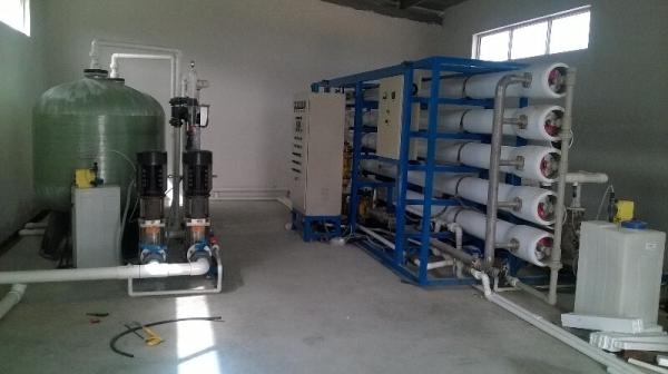 Fresh Water Generator On Ships / Reverse Osmosis Fresh Water Generator With 5 T/D Capacity