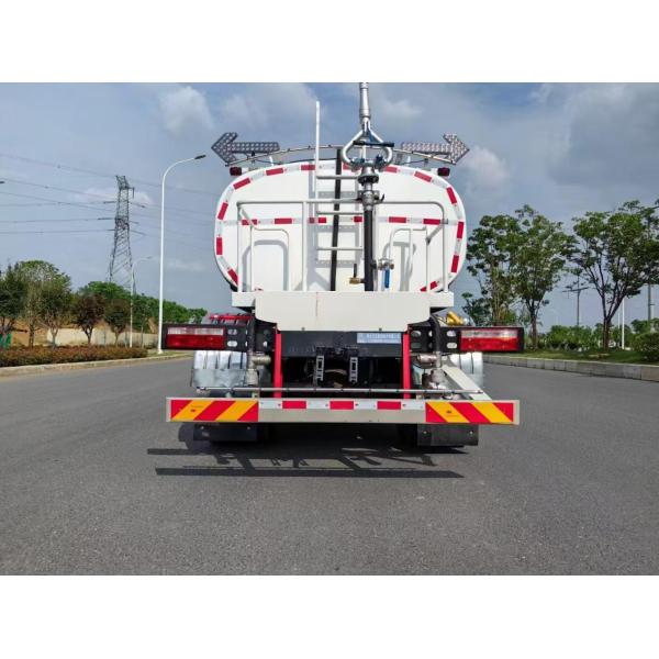 Junfeng Vehicle water tank truck,large water storage capacity