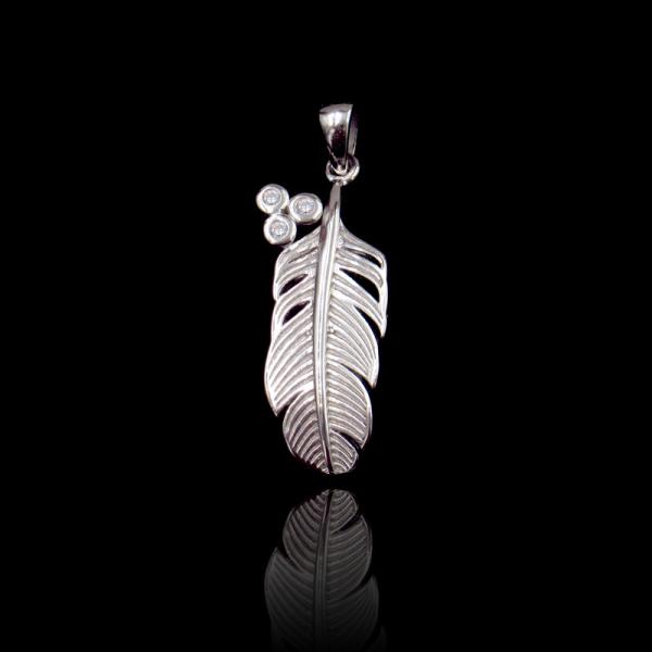 O pendente da CZ da flor 925/personalizou pendentes para fora congelados da prata esterlina