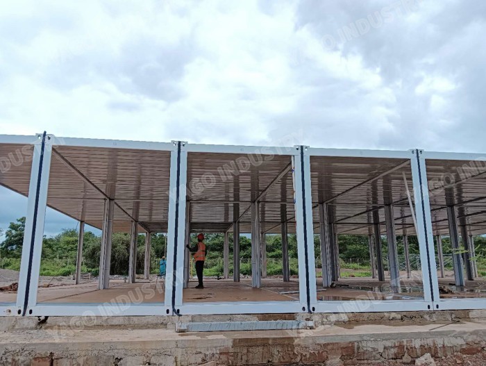 Factory-Pre-Completed Flat Pack Container Module for Volume-Saving Knockdown Construction Site Camp with Robust Anti-Dust Temporary Worker Accommodation