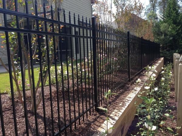 Pressed spear top black powder coated steel fencing / iron fence