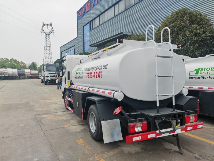 JMC Fuel Truck – 5,000L–6,000L Fuel Tanker & Mobile Fuel Dispenser