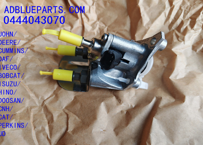 0444043070 OEM BOSCH DEF DOSING UNIT / UREA NOZZLE / DOSING MODULE 0444043070 Adblue Iniector Nozzle dosing nozzle for JOHN DEERE CUMMINS DAF IVECO BOBCAT ISUZU HINO DOOSAN CNH CAT PERKINS UD