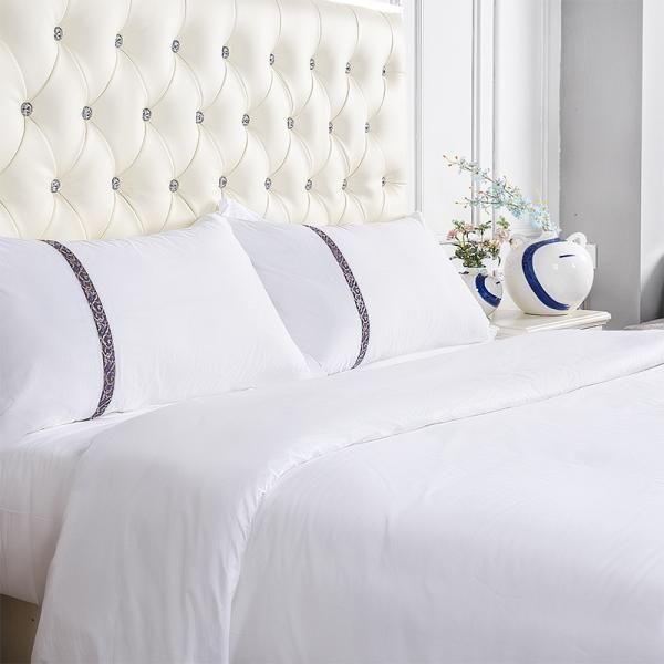 Grade A 2.0m Hotel Bedding Sets Knitted Duvet Cover