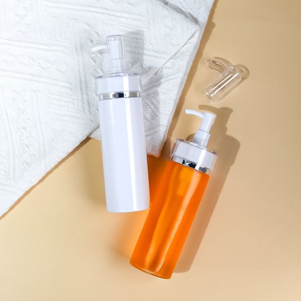 High Transparency Acrylic Cosmetic Pump Bottle with Leak-Proof Pump and Customizable Capacity for Skincare Brands
