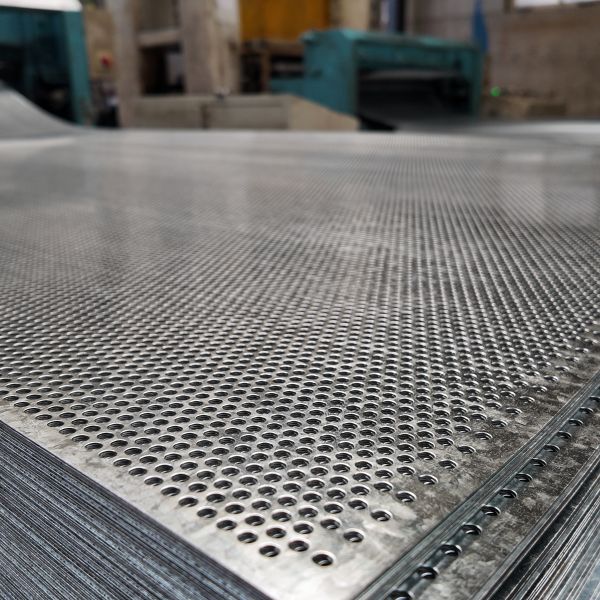 1mm Thick Plum Blossom Architecture Perforated Metal Sheet Decoration