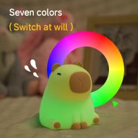 Lumière de nuit de capybara à charge USB Lumière de nuit de silicone Chambre de couchage pour enfants Lampe de table de chevet