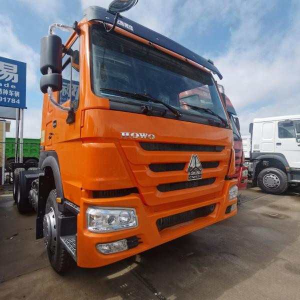 Strong Towing Capacity 400L Fuel Tank Diesel Tractor Truck for Semi Trailer Towing