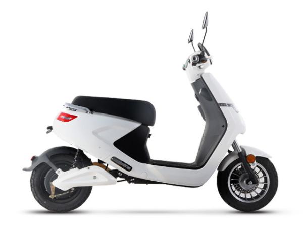2400w 2000 Watt 60v Electric Scooter Motor  20Ah Lithium Battery 2 Wheel