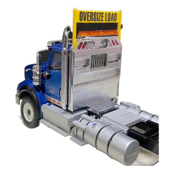 DM International HX620 Tri-Axle Américain Truck à plateau 1/50 échelle modèle 71009