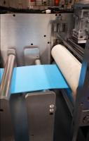 220V 50HZ Ultrasons machine de fabrication de feuille de lit de pliage Largeur réglable longitudinalement à volonté