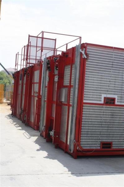 Painted / Hot Dipped Zinc Construction Hoist Rental 1000kg  - 3200kg