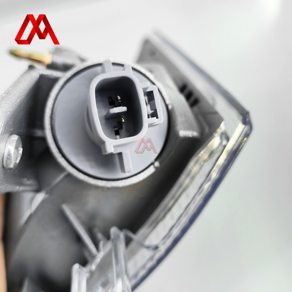 IZUMI Truck Body Parts M003-007 Corner Light M003007 For Mitsubishi FUSO Canter '07 FE184D FE185E