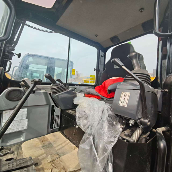 Good Price Original Japan Second Hand Cat 303.5E Machine Used Mini Excavator CAT303.5E Used Excavator for Farm Sale