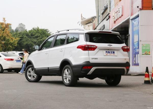 Left Hand Drive Fuel Gasoline SUV High Performance Petrol 7 Seats Car