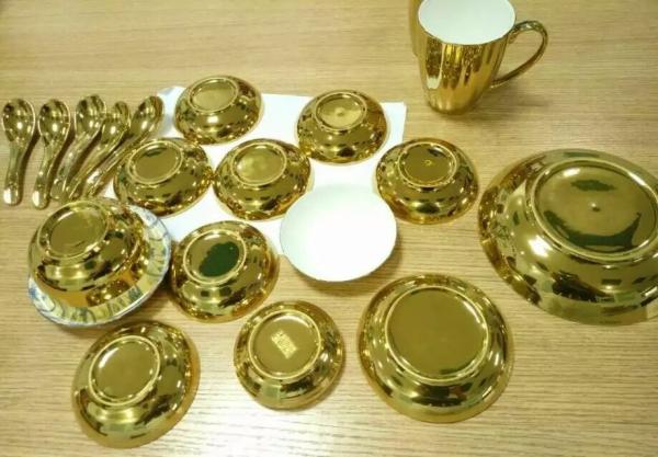 Metal Hardware PVD Electroplating Machine / Pvd Gold Coating Machine