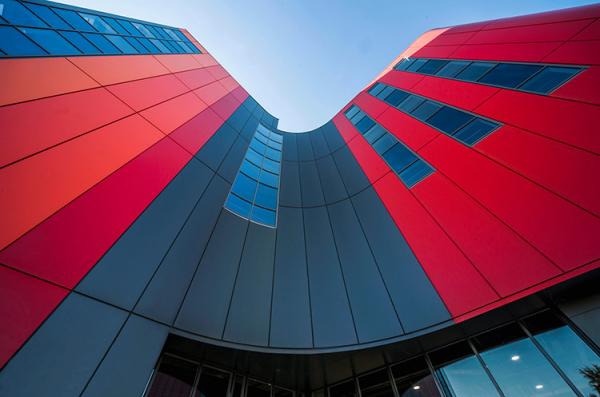 Red Colour Coated Steel Coils , Decoration Material Hot Dip Galvanized Coils