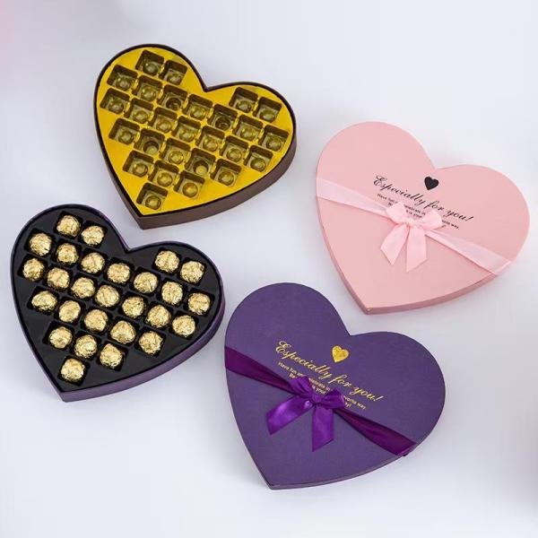 Handmade Custom Logo Paper Cardboard Valentine Heart Chocolate Box Packaging With Divider
