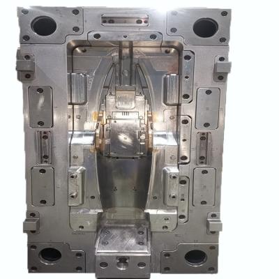 1.2343 H11 Cold Runner Subgate Aircraft Molding Customized Size
