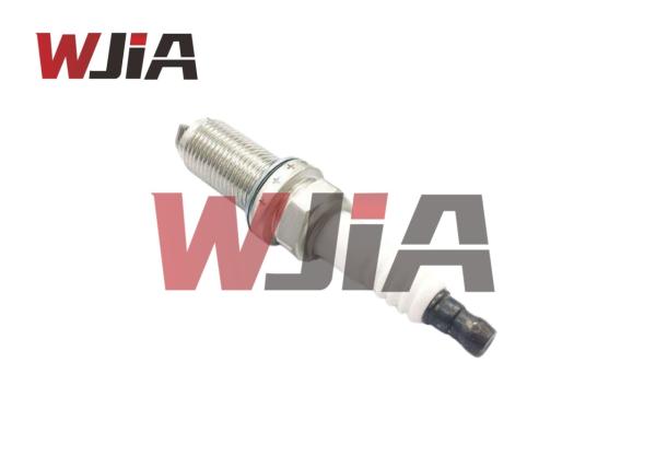 90919-01235 Spark Plugs  Ignition System  For Toyota Hilux 2005-2021 PRADO 2003-2009