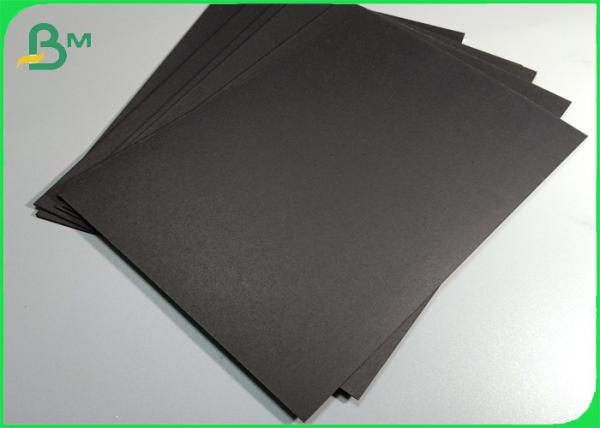Boa placa do papel de embalagem do preto da rigidez 300gsm para sacos de papel