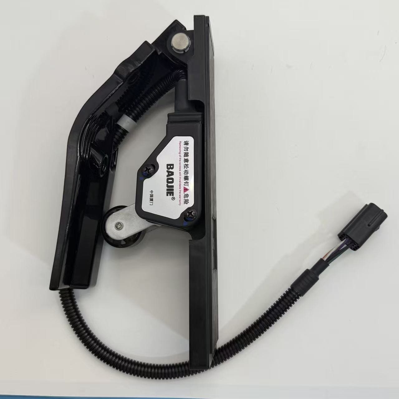 BAOJIE Electronic Accelerator Throttle Pedal Foot Gas Pedal Assembly, Replacement Spare Parts for City Bus, Tour Coach and Passenger Bus
