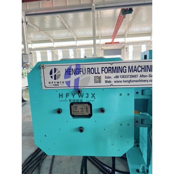 Hydraulic Pressure DownSpout Making Machine with PLC Control and 16 Forming Stations for Roof and Wall