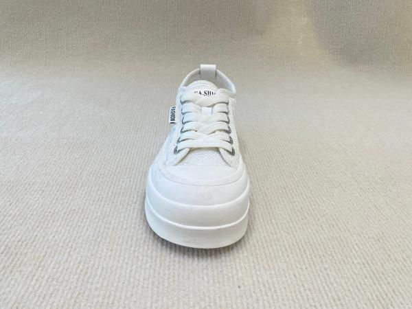 OEM ODM White Leather Casual Sneakers Lace Up 35-40 China Size