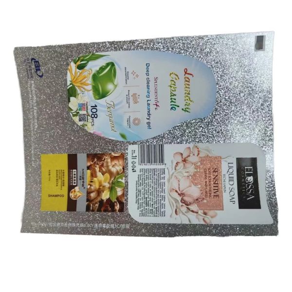 Custom Printed High-End Printing Glossy Waterproof Vinyl Holographic Glossy Packaging Labels Roll for Food Cosmetics Perfume
