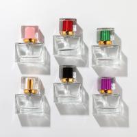 Recipientes cosméticos luxuosos anodizados do quadrado do GV da garrafa de vidro do perfume da bomba 30ml