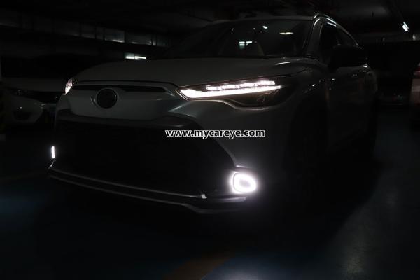 Toyota Corolla Corss 2022 Car DRL LED Daytime driving turn signal Lights