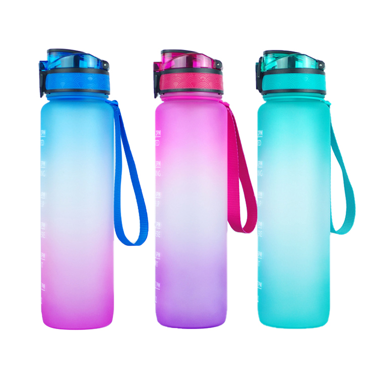 Пластиковая бутылка Drinkware со стрейнером, фитнесом резвится бутылка с водой с отметкой времени